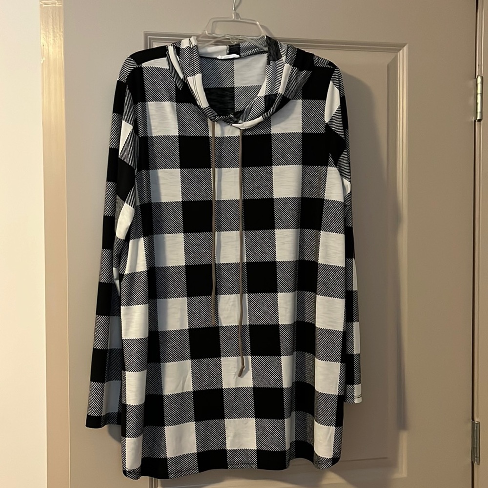Stretchy Chic Soul hooded tunic